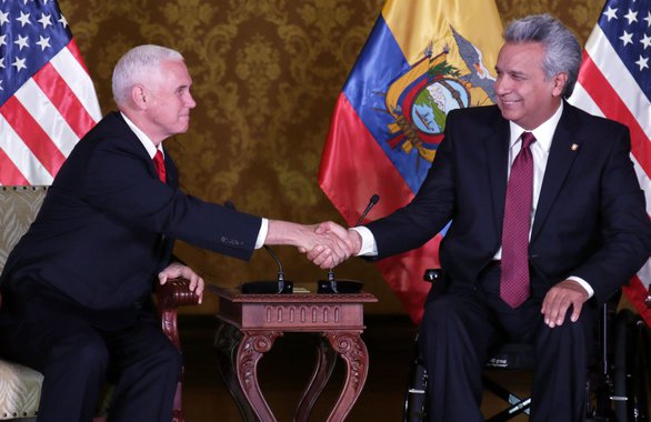 Vice-presidente dos EUA, Mike Pence, em encontro com presidente do Equador, Lenín Moreno