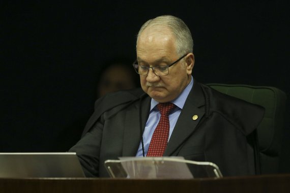 Ministro da Segunda Turma do STF Edson Fachin durante julgamento de ação penal proposta pela Procuradoria-Geral da República (PGR) contra a senadora Gleisi Hoffmann (PT-PR) e seu marido, o ex-ministro do Planejamento Paulo Bernardo.