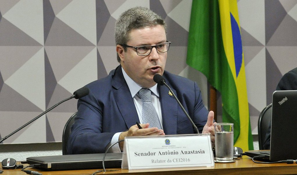 Previsão tem como base o cronograma de trabalho apresentado nesta quarta-feira pelo relator da agora chamada Comissão Processante do Impeachment, Antonio Anastasia (PSDB-MG); interrogatório da presidente Dilma Rousseff na comissão está previsto para o dia 20 de junho; pelas contas do relator, apreciação do relatório final em plenário deverá ocorrer em 1 ou 2 de agosto