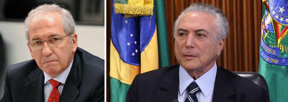 Ex-ministro da Secretaria de Comunicação de Lula, Franklin Martins diz que a sociedade vai reagir contra o governo interino de Temer, "que é fruto de um golpe"; "Ele rasgou o instituto do voto sem que Dilma tenha cometido nenhum crime de responsabilidade. Ela foi tirada do poder, posto um vice que vai aplicar um programa que foi derrotado nas eleições. É gravíssimo, mas acredito que o povo brasileiro vai resistir, vai defender a democracia. Esse golpe não prevalecerá por muito tempo"