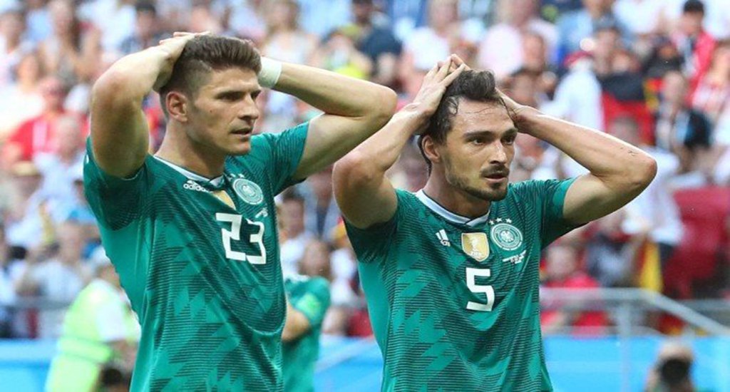 Deu zebra. Atual campeã mundial, a Seleção da Alemanha perdeu por 2x0 para a Coreia do Sul e está eliminada da Copa da Rússia; agora, Suécia e México avançaram às oitavas de final do Mundial