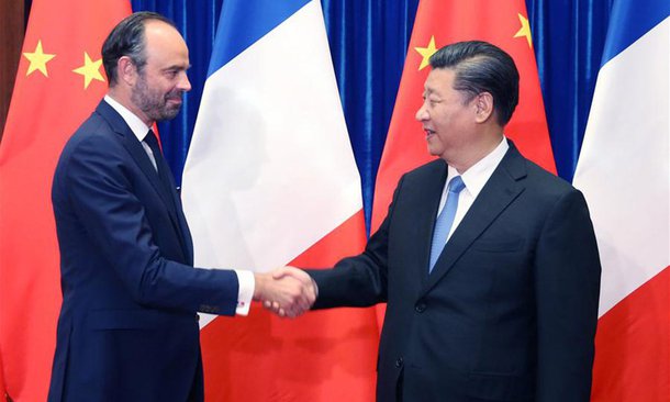 O presidente chinês, Xi Jinping, reuniu-se na segunda-feira (25), em Pequim, com o primeiro-ministro francês, Edouard Philippe, ocasião em que disse que a China está disposta a trabalhar com a França para enriquecer a parceria estratégica abrangente entre os dois países
