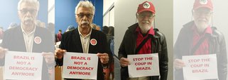 Em imagem divulgada na página do Facebook do MST, o geógrafo britânico David Harvey e o escritor paquistanês Tariq Ali se manifestaram contra o processo de impeachment da presidente afastada Dilma Rousseff; intelectuais aparecem segurando cartazes com os dizeres “Pare o golpe no Brasil” e “Brasil não é mais uma democracia”; Harvey também gravou um vídeo pedindo solidariedade ao Brasil no atual momento político