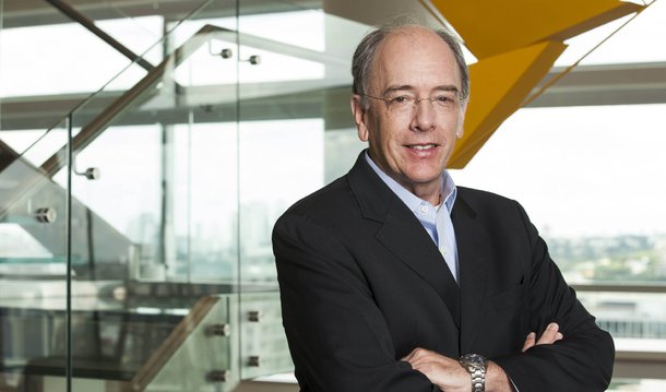 Após dias de rumores e tratativas, a assessoria de Michel Temer confirmou nesta quinta (19) que o ex-ministro Pedro Parente é o novo presidente da Petrobras; ele vai substituir Aldemir Bendine, que assumiu o comando da estatal no início de 2015, no lugar de Graça Foster; Parente foi chefe da Casa Civil no governo Fernando Henrique Cardoso e ex-presidente da Bunge Brasil