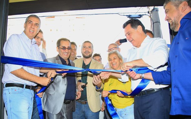 O vereador por Goiânia Jorge Kajuru afirmou nesta quarta-feira (26) que o ex-governador Marconi Perillo deixou de lado as divergências políticas entre ambos para "trabalhar pelo bem maior da saúde pública" e realizar o sonho da construção de Centro Estadual de Atenção ao Diabetes em Goiás"; "O então governador Marconi Perillo e o governador José Eliton cumpriram sua palavra e realizaram o que a Prefeitura de Goiânia não fez", disse o vereador