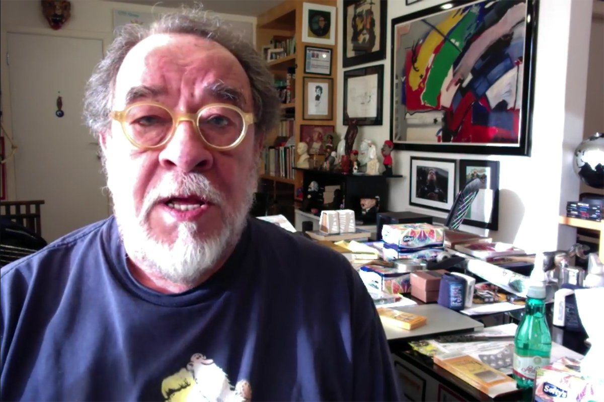 O escritor Fernando Morais endossou nesta terça-feira, 17, o coro de críticas à tentativa do presidente interino Michel Temer de aparelhar a Empresa Brasil de Comunicação (EBC), exonerando o atual presidente, Ricardo Melo;"Temos que ficar atentos para não permitir essa brutalidade, essa violência contra toda a imprensa. No fundo o que estão querendo fazer é o que os tucanos fizeram com a TV Cultura. Transforma-la num Diário Oficial do Palácio dos Bandeirantes. Em Brasília, um diário Oficial do Palácio do Planalto, usurpado e ocupado provisoriamente", afirmou Morais.