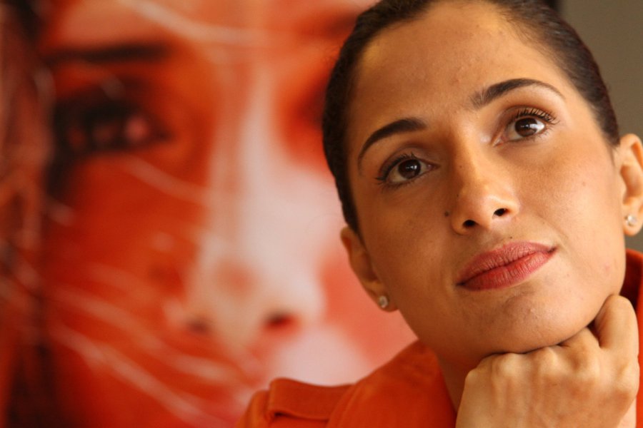 Em depoimento gravado contra governo interino de Michel Temer, atriz Camila Pitanga falou sobre os manifestantes que foram às ruas para pedir a saída da presidenta Dilma Rousseff: “Acho importante chamar a atenção para essas pessoas que brigaram tanto contra a corrupção e que lutaram a favor do impeachment. Será que não dá para haver uma reflexão do que a gente está vivendo agora? Do que está significando esse desgoverno? Será que era isso que as pessoas estavam querendo? Cadê o panelaço? A briga é nossa”, enfatizou