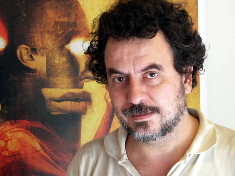 "A corrupção, agora ficou claro aos mais tolos, era mesmo só uma desculpa esfarrapada para o golpe, com Homero Jucá, Padilha e outros picaretas no governo", diz o cineasta Jorge Furtado; "Por falar em picaretas, já descobriram quem é o Michel que recebeu 5 milhões de propina?"