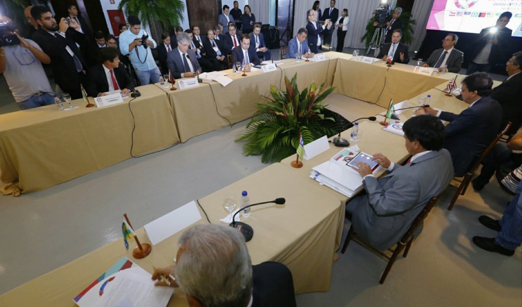 Em carta aberta, os representantes dos nove estados da região se dizem contra a extinção da pasta pelo presidente interino Michel Temer e defendem a manutenção das políticas de incentivo à cultura, chamadas por eles de “marcos institucionais” importantes para a “preservação e promoção do patrimônio cultural e da memória brasileira”