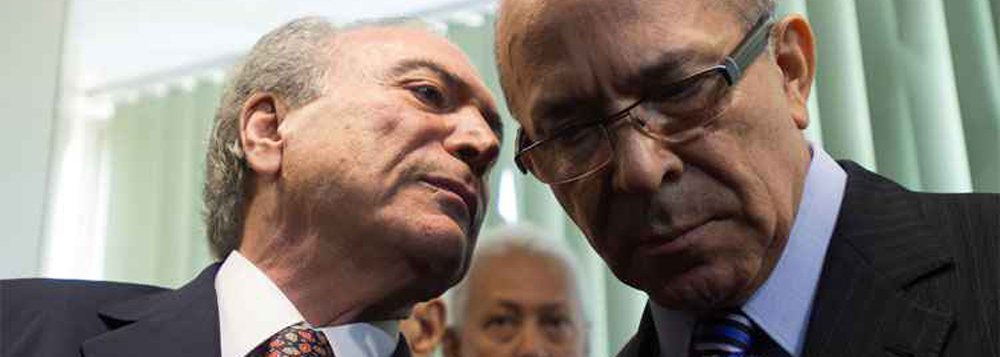 Antes da votação, o ex-ministro Eliseu Padilha (PMDB-RS), operação do vice Michel Temer, disse à colunista Mônica Bergamo que não temia desfalques na sessão; segundo ele, o atraso ou mesmo o cancelamento de voos a Brasília foi solucionado graças a empresários que colocaram aeronaves executivas à disposição para buscar parlamentares onde fosse necessário: "Nós temos aviões para buscá-los"