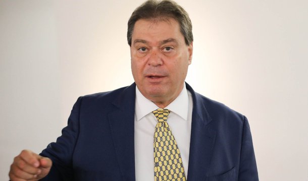 A Justiça Federal negou hoje (25) pedido de liberdade feito pela defesa do ex-senador Gim Argello, preso no dia 12 deste mês, em Brasília, na 28ª fase da Operação Lava Jato; a decisão foi proferida pelo desembargador João Pedro Gebran Neto, do Tribunal Regional Federal da 4ª Região, sediado em Porto Alegre
 