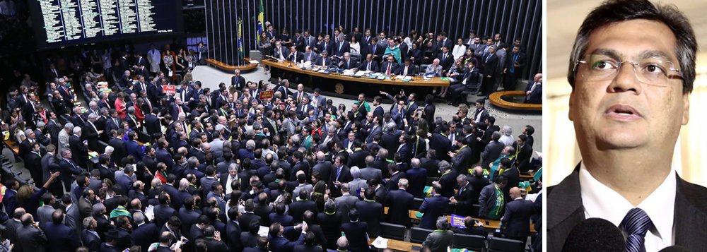 De todos os parlamentares, o governador Flávio Dino (PCdoB) não esperava a postura de apenas um, Zé Reinaldo, pois o congressista garantiu ao chefe do executivo que votaria contra a renúncia da presidente; o governador publicou no Twitter: “Minhas homenagens e agradecimentos aos deputados do Maranhão que votaram contra o golpe, pelo respeito à constituição e a democracia”, e prometeu homenagear em um ato público, na próxima quinta-feira (21), os deputados que votaram contra o impeachment