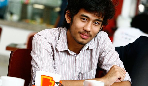 Líder do Movimento Brasil Livre, um dos organizadores das manifestações pró-impeachment, terá coluna semanal no site do jornal; ele diz que, ao convidá-lo para ser colunista, o jornal faz uma "excelente tentativa de parecer mais idôneo"; "A Folha sabe que terá como colunista alguém que vai criticar o jornal constantemente", afirma