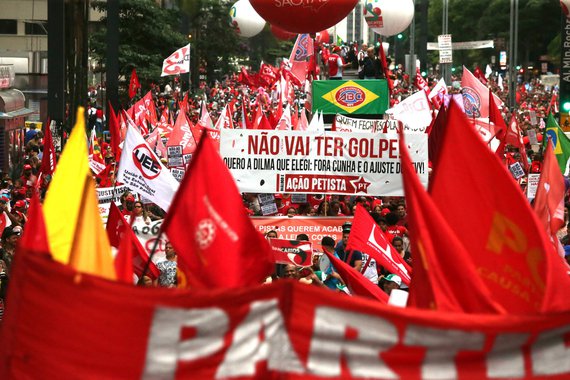 A crise, entre outros méritos, expõe à luz do sol o sempre escamoteado caráter de luta de classe do conflito politico