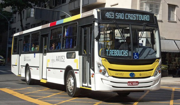 O preço das passagens de ônibus no Rio vão subir R$ 0,40 a partir do dia 2 de janeiro; o aumento foi publicado nesta quinta-feira (31) no Diário Oficial do município e prevê a cobrança de R$ 3,80 a partir da 0h do sábado dia 2 de janeiro; o mesmo valor será cobrado para usuários do Bilhete Único Carioca (BUC)