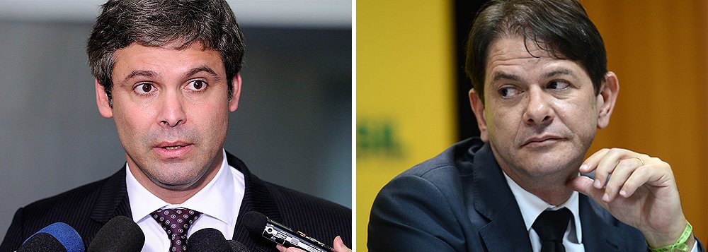 “Se Dilma sair do PT, não vai desarmar o PSDB e vai ficar sem nada, sem a esquerda, sem a militância, nem os movimentos sociais aliados”, disse o senador Lindbergh Farias (PT-RJ), sobre a proposta do ex-ministro Cid Gomes; ele sugeriu que a presidente deixe o PT para reverter sua queda de popularidade 