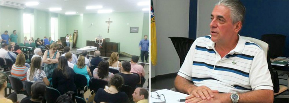 O prefeito de Rio Claro (RJ), Raul Machado (PSD), foi assassinado a tiros na noite do domingo (20) no sítio em que morava com a mulher, Stella Reis Machado, poupada pelos criminosos; quatro homens armados e encapuzados invadiram a propriedade às 20h30; Machado, que estava no terceiro mandato, teria reagido a tiros; baleado no peito, morreu no local; principal suspeita da Polícia Civil é de latrocínio