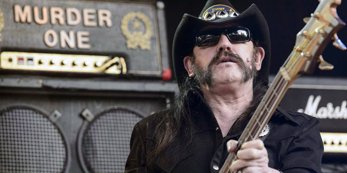 Lenda do rock, Kilmister lutava contra um câncer e morreu em sua casa nesta segunda-feira aos 70 anos; "Não há nenhuma maneira fácil de dizer isto. Nosso Poderoso, nobre amigo Lemmy faleceu hoje depois de uma curta batalha com um câncer extremamente agressivo", disse trecho do comunicado publicado pela banda no Facebook