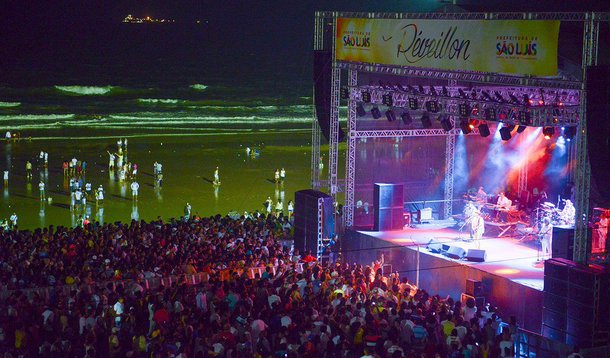 Para encerra o ano de 2015, o Governo do Estado e a Prefeitura de São Luís realizam uma grande festa para encerrar o ano com chave de ouro, com as comemorações começando já nesta terça-feira (29) e quarta-feira (30), com shows e apresentações no Centro Histórico e no Espigão Costeiro; na noite do dia 31, uma vasta programação movimentará a Avenida Litorânea; e as comemorações não param por aí:  nos dias 1º, 2 e 3, a festança continua na orla da caital