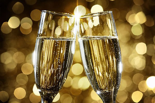 Foi só 2015 acabar para todos os problemas desaparecerem num passe de mágica