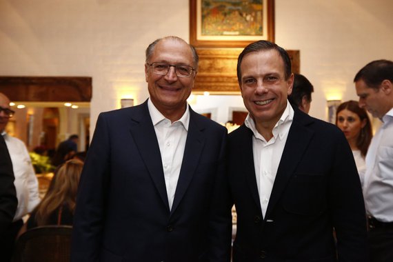 Tenho me perguntado: quando Doria Junior ofende de forma grotesca, bárbara, gratuita e infundada o ex-presidente Lula é ele que está a falar ou o jabazeiro de outros tempos está de volta?