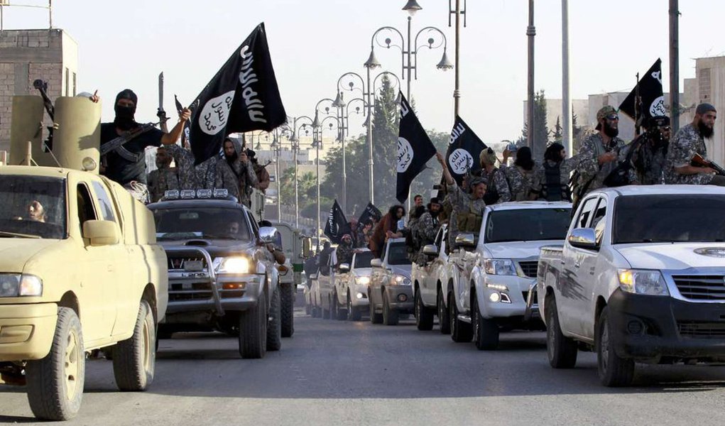 Procurador-geral da Austrália, George Brandis, advertiu que o grupo tem o objetivo de estabelecer na Indonésia um “califado distante”, ligado ao Oriente Médio: “A organização ambiciona ampliar a sua presença e o nível de atividade na Indonésia, diretamente ou por meio de substitutos”, disse