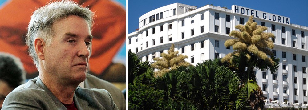 O grupo Acron havia acordado com o empresário em fevereiro de 2014 a compra do hotel Glória, no centro do Rio de Janeiro, por R$ 225 milhões - dinheiro muito bem-vindo para resolver os problemas do grupo EBX; desde 2013, as obras de restauração do hotel estão paradas e o local virou até foco do mosquito Aedes Aegypti