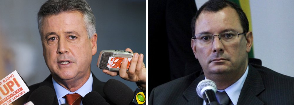 Arthur Trindade deixou o cargo após o governador Rodrigo Rollemberg decidir manter o comandante-geral da PM, Florisvaldo César; os dois haviam se desentendido depois que o batalhão de choque interveio numa manifestação de professores grevistas; em nota, Rollemberg lamentou a saída do secretário