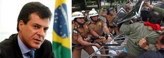 O governador Beto Richa, do PSDB, anunciou nesta segunda-feira a demissão de 30 mil professores contratados no regime PSSs; o presente na véspera de Natal deixa desempregada pelo menos um terço da força de trabalho no magistério paranaense; com essas demissões, o tucano completa o massacre de professores iniciado no dia 29 de abril; a demissão em massa poderá gerar confusão no sistema de ensino do estado, pois, em virtude da greve, o ano letivo de 2015 se encerrará em fevereiro de 2016; ainda haverá reposição de aulas para completar o currículo escolar