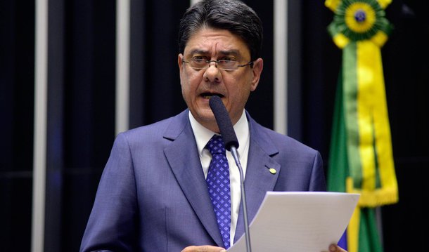 Deputado do Rio de Janeiro acredita que "a tendência é que o processo de impeachment seja arquivado", mas adverte: "Temos de estar atentos"; leia reportagem da Rede Brasil Atual