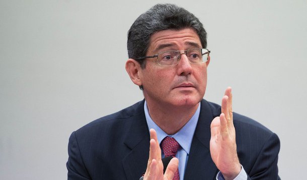 Questionado sobre qual seria o tamanho da "pedalada" do governo em valores, ministro da Fazenda respondeu que "não há pedalada"; "Nós estamos preparados evidentemente para enfrentar despesas do passado, que nesse trabalho de reequilíbrio, já temos tentado. Ao longo desse anos, temos várias despesas de anos anteriores. É normal, toda vez que faz um reequilíbrio. É um trabalho importante para colocar a casa em ordem e poder seguir em frente"