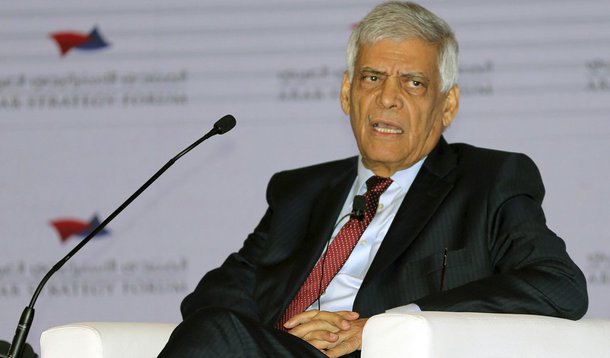 "Precisamos continuar investindo, isso é essencial para nossa indústria... continuo confiante de que os melhores dias de nossa indústria estão ainda por vir", disse Abdullah al-Badri durante um evento do setor de petróleo no Kuweit