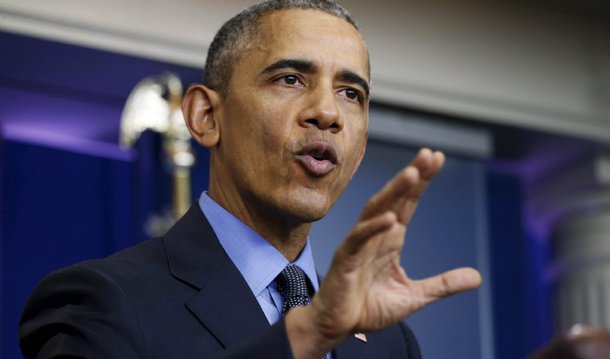 O presidente dos Estados Unidos, Barack Obama, se reuniu na sexta-feira com familiares da maioria das vítimas do massacre a tiros de San Bernardino, na Califórnia, por quase três horas, e destacou a ênfase das famílias na tolerância após o ataque de 2 de dezembro