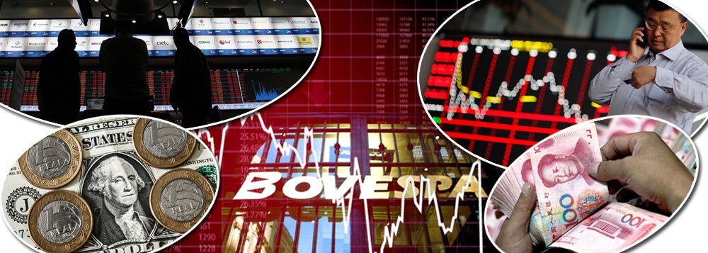 Ibovespa abre em forte queda nesta segunda-feira 4, primeira sessão do ano, marcada por aversão ao risco após a atividade industrial na China mostrar retração pelo 10º mês seguido, reacendendo as preocupações sobre a economia do país asiático; às 10h24 (horário de Brasília), o benchmark caía 1,95%, a 42.503 pontos; mercados acionários chineses despencaram cerca de 7% na sua primeira operação de 2016, forçando as bolsas a suspenderem as operações pela primeira vez; moeda chinesa alcançou maior desvalorização desde 2011 em relação ao dólar; sobre o real, a moeda norte-americana salta 2,5% e passa de R$ 4; comportamento do mercado reforça o cenário de crise global