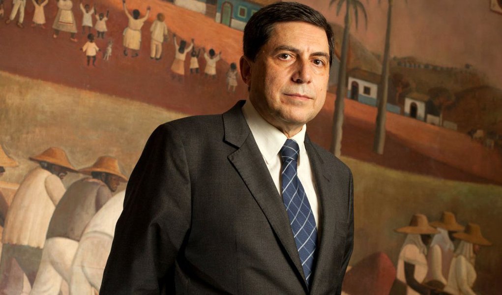 O Bradesco, comandado pelo executivo Luiz Carlos Trabuco, informou nesta quinta-feira que registrou lucro líquido de R$ 4,12 bilhões no terceiro trimestre, alta de 6,3% ante igual etapa de 2014
