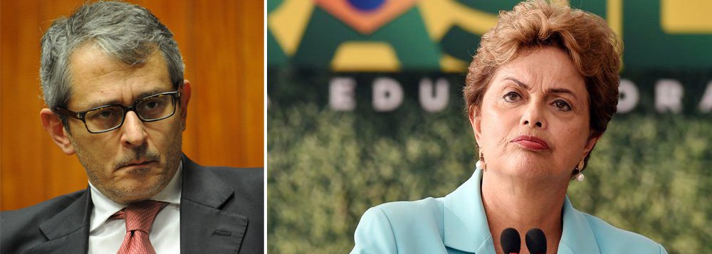 "Mesmo depois da devastação, restaram alguns pilares para a reconstrução. Serão derrubados, contudo, se a presidente Dilma Rousseff, agora secundada por Nelson Barbosa no Ministério da Fazenda, insistir no erro que foi fazer do país um laboratório para experiências ideológicas – essa a perigosa tentação nunca dissipada", diz trecho do editorial da Folha neste sábado