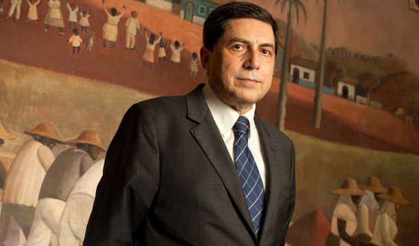 O Bradesco, comandado pelo executivo Luiz Carlos Trabuco, informou nesta quinta-feira que registrou lucro líquido de R$ 4,12 bilhões no terceiro trimestre, alta de 6,3% ante igual etapa de 2014