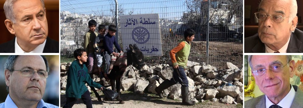 Em carta aberta, um grupo de embaixadores aposentados do Itamaraty critica a decisão do primeiro ministro de Israel, Benjamin Netanyahu, de indicar um embaixador no Brasil sem submetê-lo, antes, ao governo brasileiro; lembrando a memória do embaixador Luís Martins de Sousa Dantas, "que salvou centenas de judeus do Holocausto", eles dizem que a indicação de Dani Dayan é uma afronta; assinam o manifesto, entre outros, os embaixadores Jório Dauster, Marcílio Marques Moreira e José Maurício Bustani