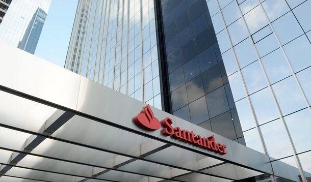 Maior banco estrangeiro no país,  O Santander Brasil teve lucro líquido da ordem de R$ 1,708 bilhão no terceiro trimestre deste ano, alta de 2% sobre o trimestre anterior