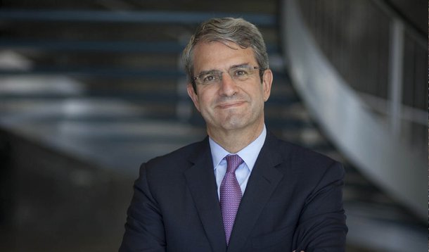 "Acreditamos no potencial do país no médio e longo prazos, então, estamos mantendo nossos planos", disse o vice-presidente executivo do grupo Nestlé para as Américas, Laurent Freixe; o executivo confirmou a construção de uma nova fábrica da farmacêutica Galderma, em Hortolândia (SP), e da fábrica do Nescafé Dolce Gusto em Montes Claros (MG); investimentos nas unidades chegam a R$ 400 milhões; "Temos visto aumento de um dígito das vendas, o que é bom dentro do contexto", acrescentou o executivo