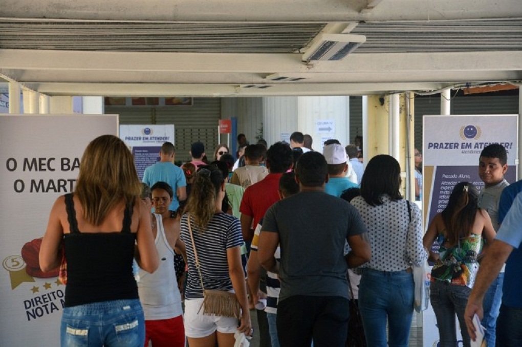 No Maranhão, mais de 60.125 (22,22%) estudantes deixaram de fazer as provas do Enem, no sábado; primeiro dia de provas do Exame Nacional do Ensino Médio (Enem) teve 1.960.527 abstenções em todo país, o que corresponde a 25,31% de faltosos do total de 7.746.057 inscritos