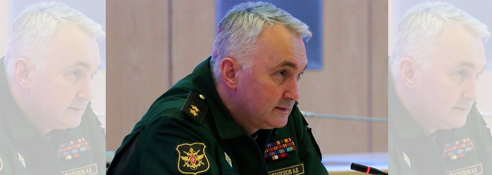 A Rússia disse que aumentará os ataques aéreos na Síria e que pretende cooperar com todos os países interessados após conduzir mais de 60 ataques em 72 horas no País; "Não apenas daremos continuidade aos ataques... também elevaremos sua intensidade", disse Andrei Kartapolov, da equipe geral do Exército da Rússia, segundo a agência de notícias RIA