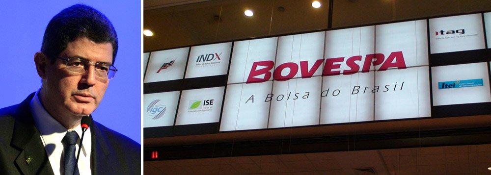 O Ibovespa opera em queda nesta quarta-feira 16 em meio a notícias de que o ministro da Fazenda, Joaquim Levy, está perto de deixar o governo; Levy havia dito recentemente que sairia do cargo se a meta fiscal fosse reduzida dos 0,7% pedidos por ele; já o dólar comercial registra ganhos de 1,48% a R$ 3,9340 na venda, enquanto o dólar futuro para janeiro de 2016 subia 1,75% a R$ 3,958