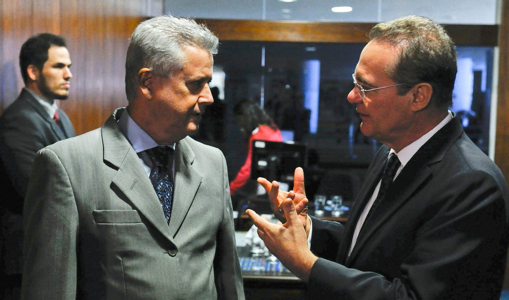 Em visita ao presidente do Senado, Renan Calheiros (PMDB-AL), o governador do Distrito Federal (DF), Rodrigo Rollemberg (PSB), pediu apoio para que as medidas econômicas a serem analisadas pelo Congresso Nacional beneficiem também os estados e o DF; sem declarar claramente sua posição sobre a recriação da CPMF, Rollemberg afirmou que o governo federal tem que buscar alternativas para equilibrar as contas do ponto de vista nacional; "É claro que uma medida desta tem que ter uma participação, algum benefício para os estados", disse
