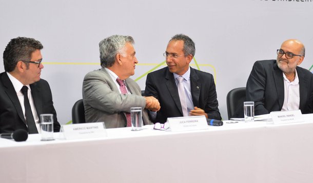 As 94 obras selecionadas serão produzidas até agosto de 2016 e veiculadas por um ano em cerca de 200 TVs, incluindo a TV Brasil. São 250 horas de programação inédita para os públicos infantil, jovem e adulto; anúncio foi feito nesta quarta-feira 2 por Empresa Brasil de Comunicação (EBC), Agência Nacional do Cinema (Ancine) e Ministério da Cultura 