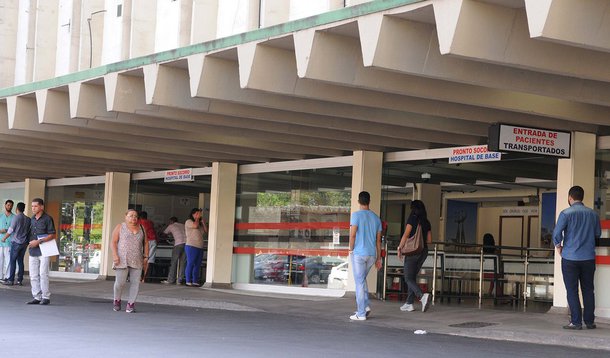 Hospitais da rede pública do Distrito Federal fazem um esforço concentrado para remarcar consultas e cirurgias eletivas prejudicadas durante a greve dos médicos; as unidades entrarão em contato com os pacientes para acertar as novas datas