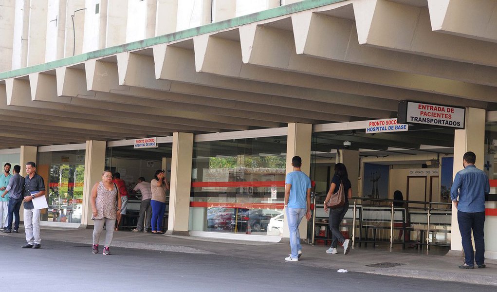 Hospitais da rede pública do Distrito Federal fazem um esforço concentrado para remarcar consultas e cirurgias eletivas prejudicadas durante a greve dos médicos; as unidades entrarão em contato com os pacientes para acertar as novas datas