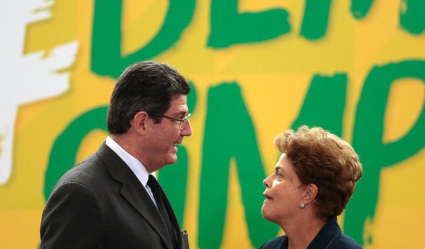 Na última sexta-feira (27), a equipe econômica do governo Dilma Rousseff informou que publicaria decreto com o contingenciamento de R$ 10 bilhões; a medida tornou-se necessária em razão da não aprovação da nova meta fiscal deste ano pelo Congresso Nacional