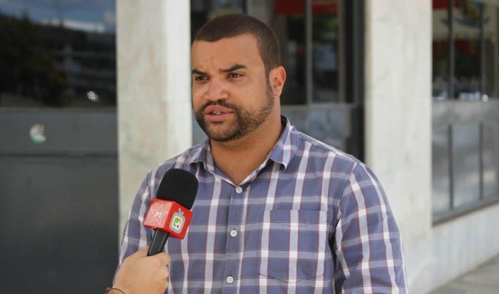 "Temos um número recorde de cidades cadastradas para realizar o 3º Congresso da Juventude. Com isso, este já é o maior congresso da juventude do PT de toda história", destaca o secretário nacional de Juventude do partido, Jefferson Lima