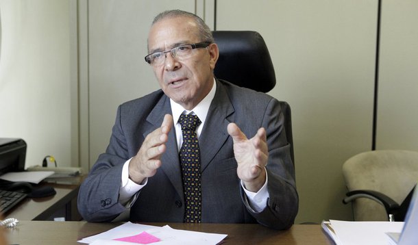 Ministro-chefe da Secretaria da Aviação Civil, Eliseu Padilha, garantiu ao senador Roberto Rocha (PSB/MA),, que a União irá construir um novo aeroporto no município de balsas; "A construção do novo aeródromo de Balsas é um incentivo ao desenvolvimento econômico do Maranhão do Sul e, consequentemente, de toda a região do Matopiba", observou Rocha; atual aeroporto de Balsas encontra-se inativo, devido às más condições do asfalto 